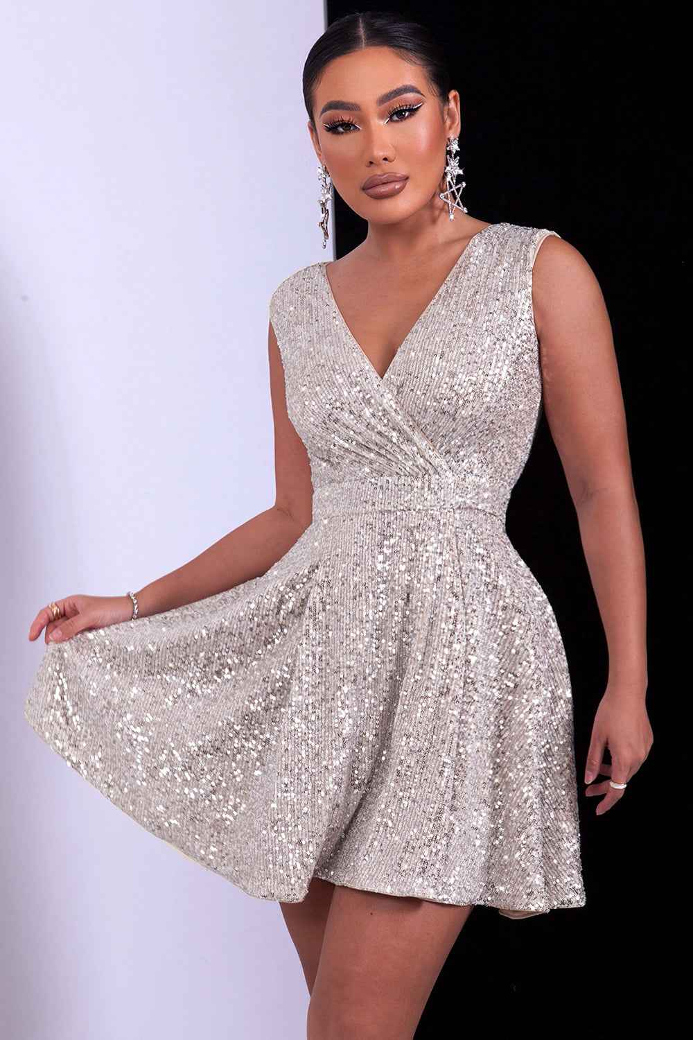 Eclipse Glow Dress – Shimmer with Every Turn