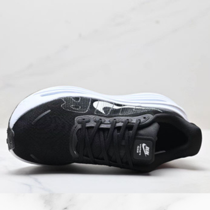 Nike Vomero Premium 'Black White' Sneakers – Side View
Nike Vomero Premium 'Black White' Running Shoes – Top View
Nike Vomero Premium 'Black White' Lifestyle Sneakers – On Feet
