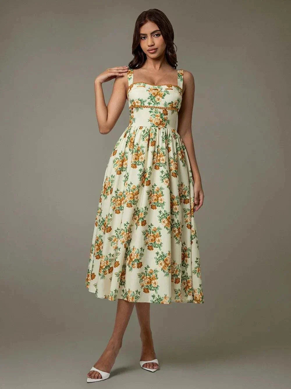 Side profile of sleeveless floral midi dress with lace trim – summer elegance Bow Trim Tube Maxi Dress