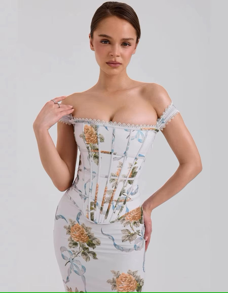 Summer-ready vintage gown with sexy fit and bold colors"