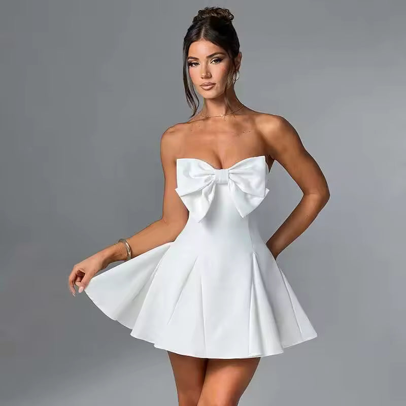 Amara Front Bow Fit and Flare Dress – elegant women’s cocktail party dress
Fit and flare dress with bow detail – ODI-ONE FASHION
Chic women’s party dress in elegant fit & flare style