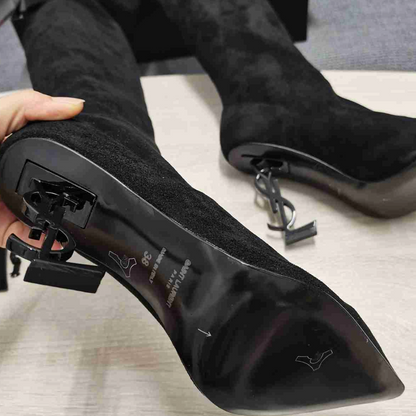Aurora Noir Saint Laurent NWT Black Leather Designer Boots – Luxury Women’s Footwear
