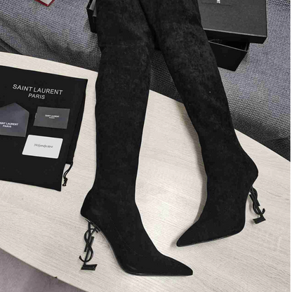 Aurora Noir Saint Laurent NWT Black Leather Designer Boots – Luxury Women’s Footwear

