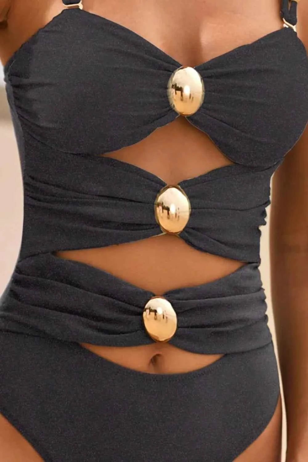 Stylish Cutout Ruched Swimwear: Effortless Elegance for Your Beach Getaway
