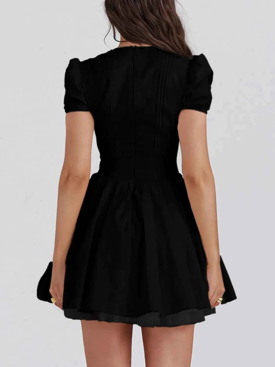 Chic Mini Dress: Discover Effortless Elegance for Any Occasion