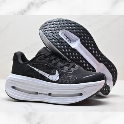 Nike Vomero Premium 'Black White' Sneakers – Side View
Nike Vomero Premium 'Black White' Running Shoes – Top View
Nike Vomero Premium 'Black White' Lifestyle Sneakers – On Feet
