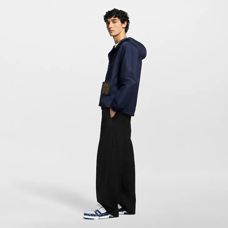 Louis Vuitton LV Trainer Low Sneakers Blue Leather – Side View
Louis Vuitton LV Trainer Luxury Sneakers – Top View
Louis Vuitton LV Trainer Blue Leather Men’s Shoes EU 42
